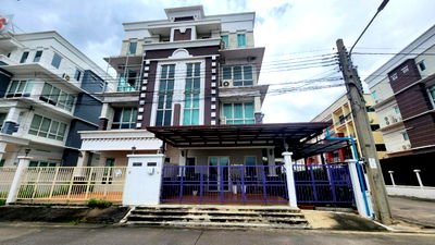 Shophouses for rent Suwannaphum International Airport : Home Office for Rent at Arcadia @ Home, 4-Storey Building, Lat Krabang District, Bangkok. Land Area: 47.4 Sq. Wah. Near Suvarnabhumi Airport.