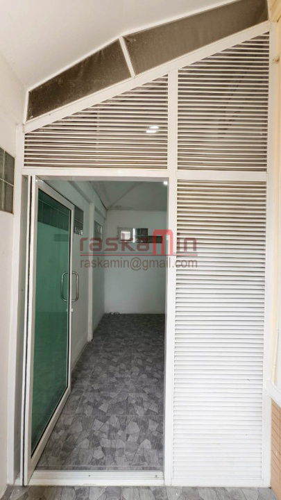 รูป  ขายบ้านเดี่ยว – หมู่บ้านโชคชัย 10 ซอยสนามกอล์ฟสยามคันทรีคลับ - รูปที่ 2/30