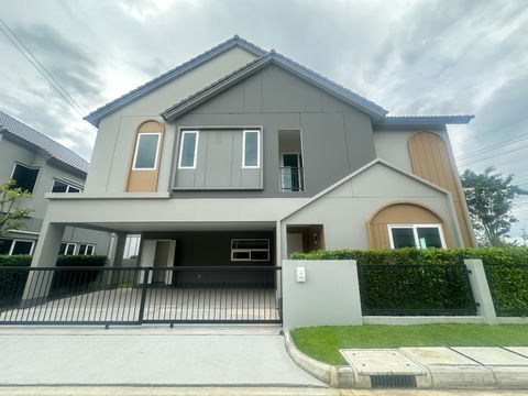For Sale ! Anasiri Pinklao-Kanchana: A New Series of Homes in Modern Barn House Style