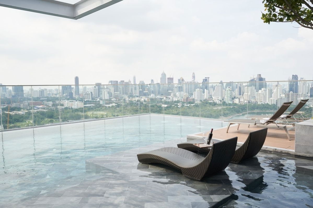 รูป  Wyndham Residence Bangkok (วินด์แฮม เรสซิเดนซ์ แบงค็อค)  Penthouse  ขนาด ชั้น 21-50 - รูปที่ 12/13
