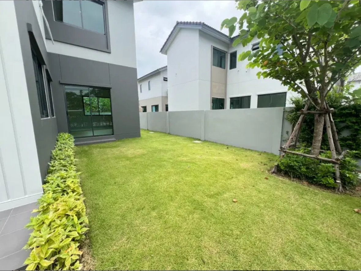 รูป บ้านใหญ่4ห้องนอน พร้อมห้องน้ำในตัว ที่ฮาบิเทีย พราวด์ ประชาอุทิศ72 - รูปที่ 3/11
