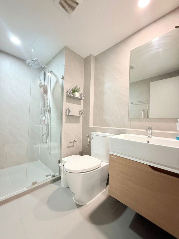 picture Ideo Chula Samyan【𝐑𝐄𝐍𝐓】🔥Bright room, perfect layout, add brightness to every morning, pastel cream color.🔥  Contact Line ID: @hacondo - 9/9
