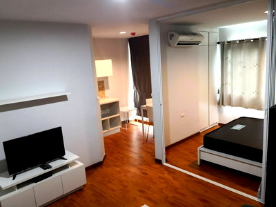 Condos for rent : Condo for Rent: Tulip Square Om Noi (with TV & Refrigerator)