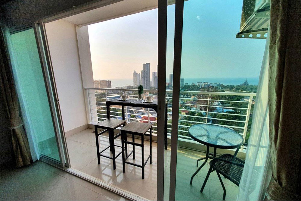 picture [920471004-965] Spacious 1 Bedroom Apartment, 70.17 Sq. m. in AD Hyatt Wongamat - 10/24