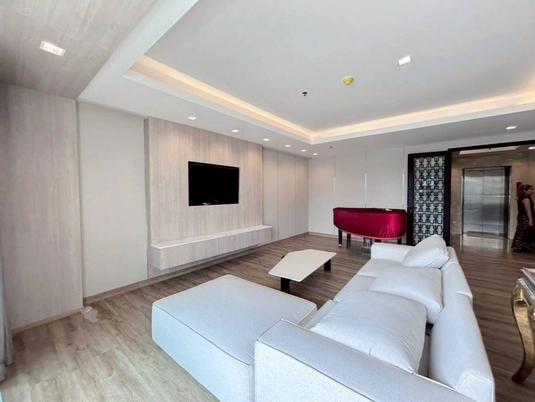 รูป Belgravia Residences (เบลเกรเวีย เรสซิเดนซ์)   4 ห้องนอน 5 ห้องน้ำ ขนาด 295 ตรม ชั้น 4 - รูปที่ 7/19