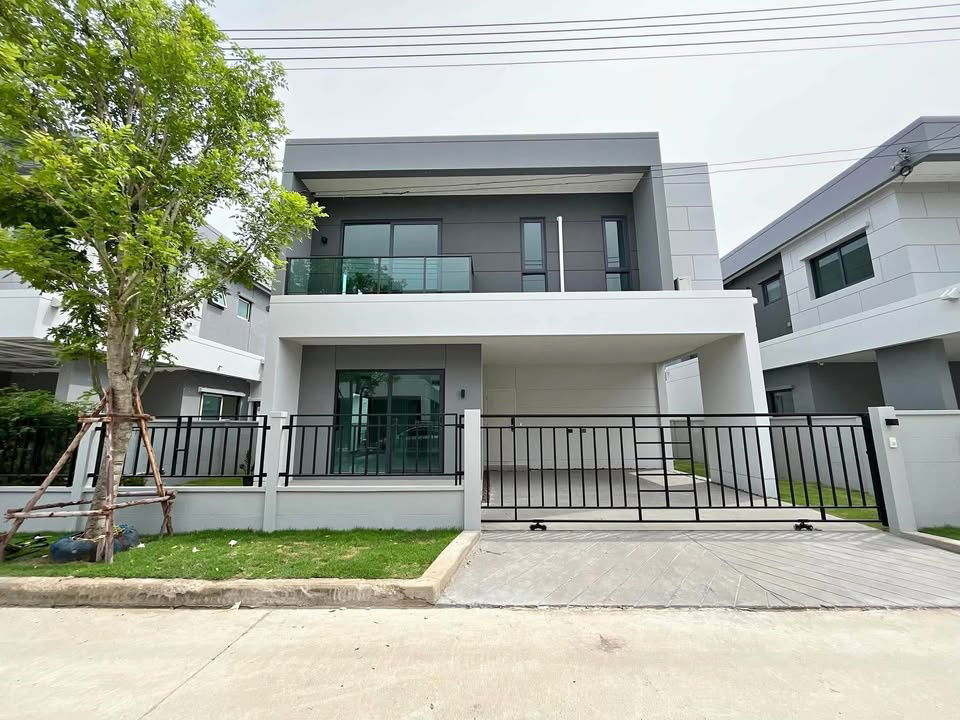 รูป ให้เช่า เซนโทร ดอนเมือง-แจ้งวัฒนะ ขนาด 52 ตรว. 4 ห้องนอน 4 ห้องน้ำ   45,000 - รูปที่ 1/17