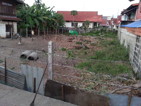 Cheap land for sale near Sapphasitthiprasong Hospital, Ubon Ratchathani Province, 900,000 baht.