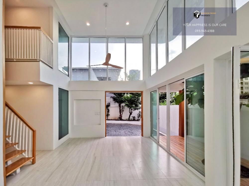 รูป บ้านเดี่ยว โฮมออฟฟิศในเมือง พร้อมที่จอดรถ 4 คัน | #2025072911105 - รูปที่ 1/14