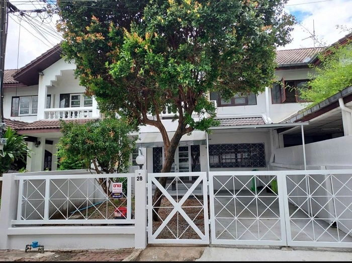 รูป 🏡ปล่อยเช่า!! ทาวเฮ้าท์ 2 ชั้น 4 นอน 2 น้ำ พื้นที่ 35 ตร.วา แอร์ 2 ตัว รีโนเวทใหม่ พร้อมอยู่!! นัดดู LINE ID: @atfirm📲 - รูปที่ 1/7