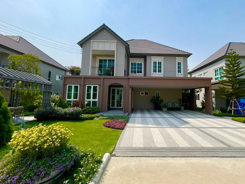 🏡 Premium Fully-Furnished Single House on 100 SQ.W. | Prime Location near Phran Nok – Phutthamonthon Sai 4
