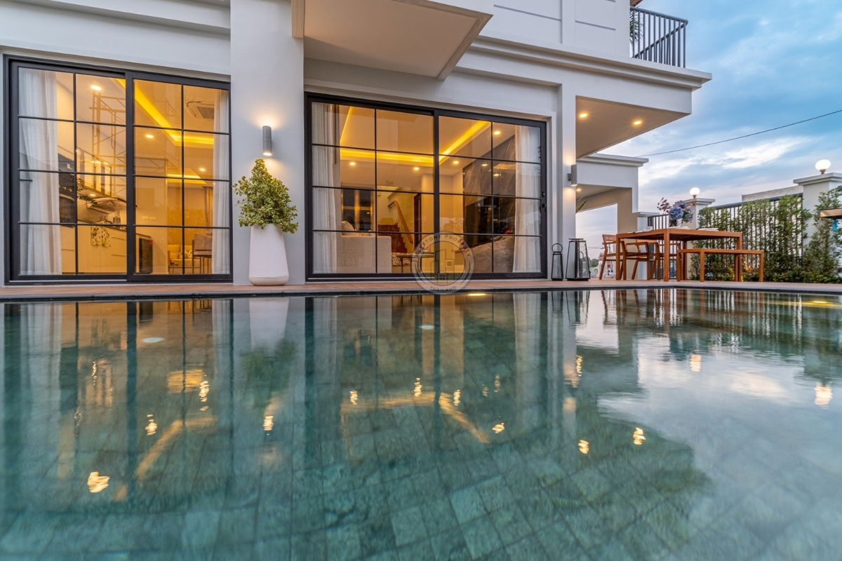 รูป Brand-new Luxury 4+1 bedroom pool-villa  - รูปที่ 2/24