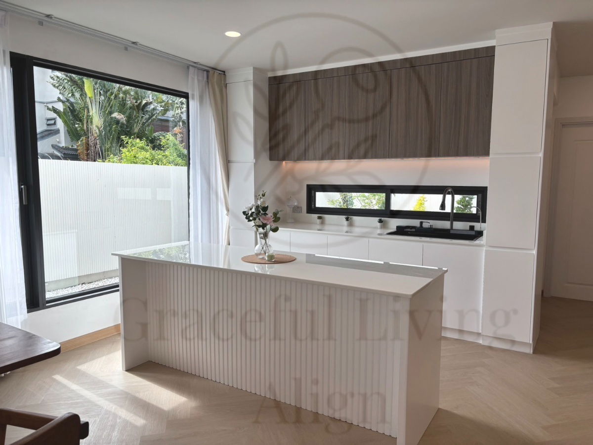 รูป ขาย บ้านเดี่ยว 2 ชั้น รีโนเวทใหม่ พัฒนาการ 69 | 2+1 ห้องนอน | พื้นที่กว้าง พร้อมอยู่ - รูปที่ 3/10