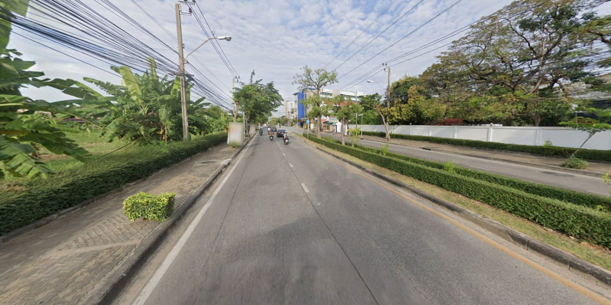รูป ขายที่ดินเปล่า ถนนลาซาล ใกล้ลาซาล อเวนิว ! - รูปที่ 3/3