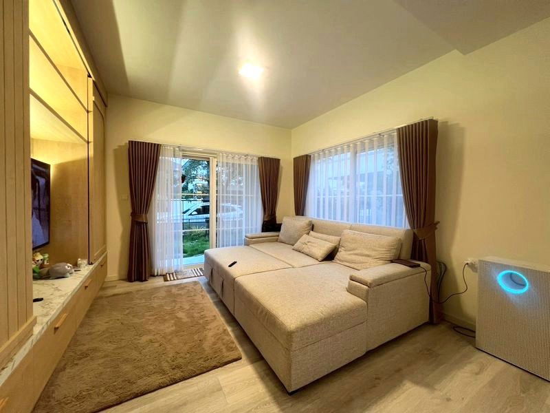 picture For Rent! 2-Storey Detached House in Prime Bangna Location | Villaggio 3 Srinakarin – Bangna - 2/12
