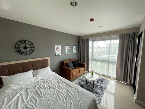 AS1432 Casa France ABAC Bangna Condo for rent