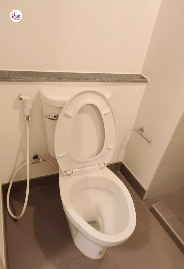 picture The point condo rangsit klong6 for rent. - 10/12