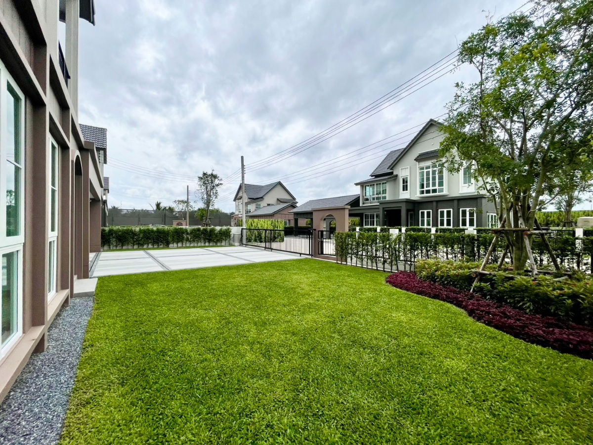 รูป 🏡 บ้านเดี่ยวหรู Modern Farmhouse แปลงมุมนอก ทิศเหนือ ใกล้สวน ฟังก์ชันครบ พร้อมที่จอดรถ 6 คัน - รูปที่ 3/15