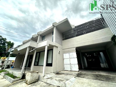 เช่าบ้านเดี่ยว BTS หมอชิต : ให้เช่าบ้านเดี่ยว ลาดพร้าว (SPSAD3115)