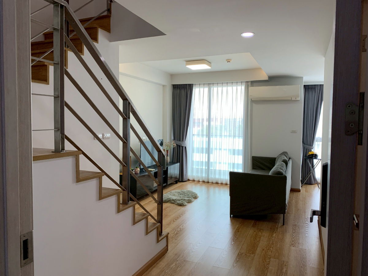 รูป ให้เช่าคอนโด JRY พระรามเก้า ห้อง Duplex 2 ห้องนอน พร้อมเข้าอยู่ - รูปที่ 8/24