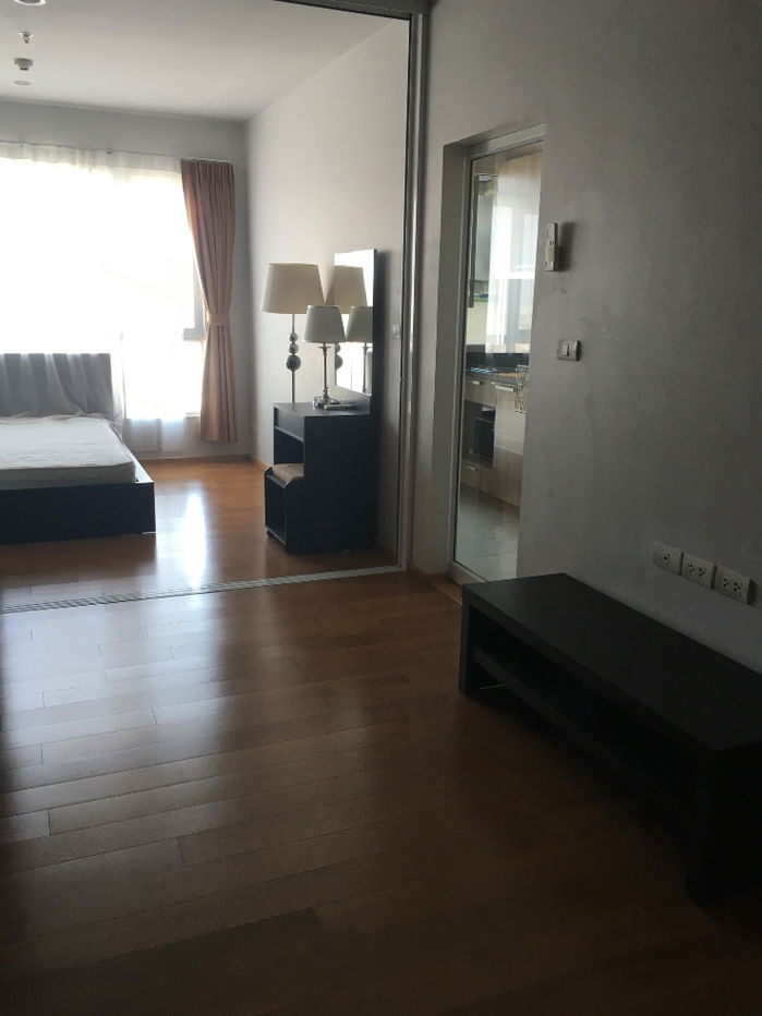 picture Hive Tasin 21 Floor BTS wongwain yai - 6/8