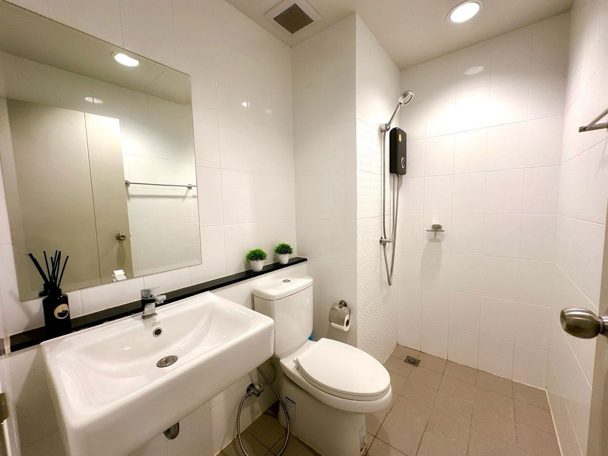 picture For rent 📍 Unio Sukhumvit 72📍 Fully furnished and equipped with electrical appliances, near BTS Bearing - 12/12