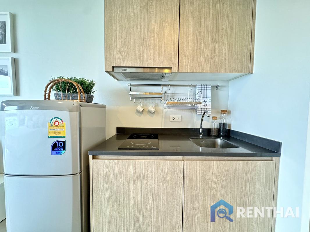 picture Stunning Sea View Studio at Unixx Condo, South Pattaya  Prime City Location - 4/25