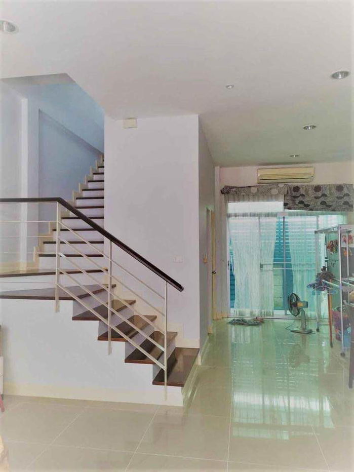 picture House for rent BannKlangMueng Ladprow71 pls call 0996545197 - 10/16