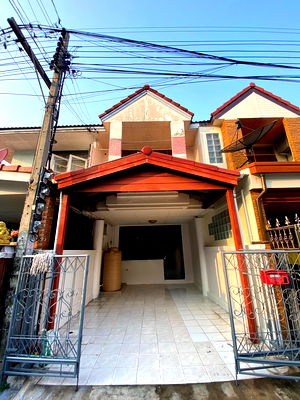 ทาวน์โฮม ถนนสายไหม : 🏡ขายทาวน์เฮ้าส์ 2 ชั้น  ถ.สายไหม54 ซอย 4 หมู่บ้านซิลค์วิจเลจ  