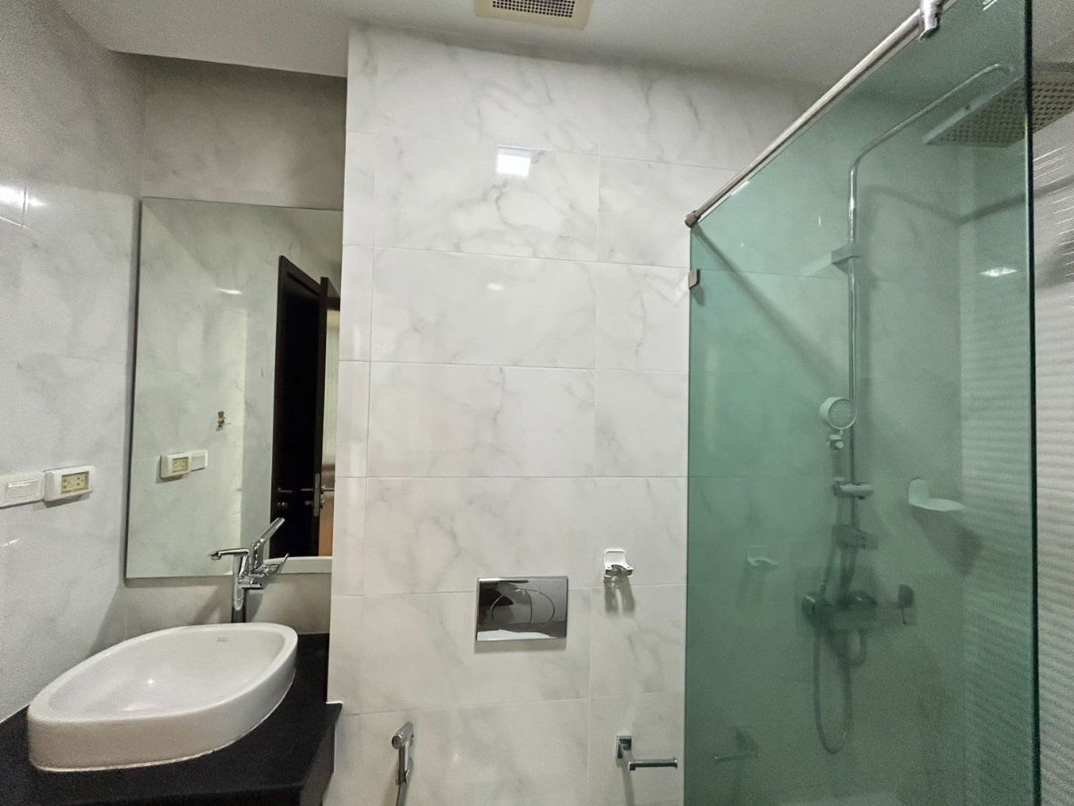 picture FOR RENT : STYLISH CONDO 1 BED NIMMAN :Tel. 082-389-9314 (Khun Boo) // Line ID: bubiezq - 12/21