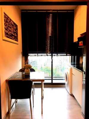 Condos for rent Major Cineplex Ratchayothin : Best Price 1 Bed  Fully furnished Nice Room Good Location Close to MRT Lat Phrao  @ Whizdom Avenue Ratchada-Ladprao