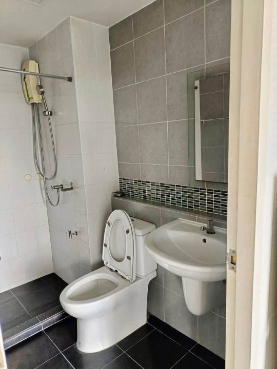 รูป R2567 ให้เช่า D CONDO รามคำแหง 64 (ว่างค่ะ) ติดถนนใหญ่ พร้อมอยู่ - รูปที่ 8/8