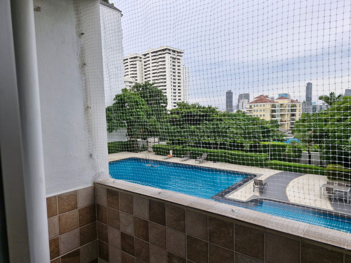 รูป Condo for Rent DS Tower 2 Sukhumvit Soi 39 3 Bedrooms 150 Sq 7 Floor  - รูปที่ 19/32