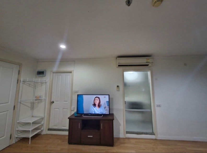 รูป ให้เช่า 𝗟𝘂𝗺𝗽𝗶𝗻𝗶 𝗣𝗹𝗮𝗰𝗲 𝗥𝗮𝗺𝗮 𝟴 🏡 𝟵,𝟬𝟬𝟬 เฟอร์ครบ ห้องพร้อมอยู่‼️#ตอบแชทไว 🔥🔥 รหัส M1341 - รูปที่ 3/6