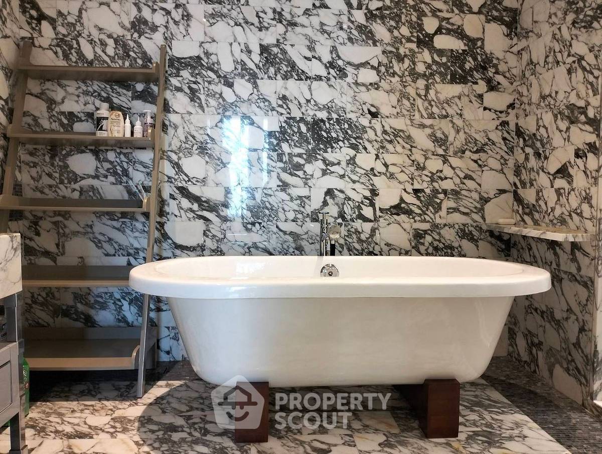 picture 2-BR Condo at The Ritz-Carlton Residences, Bangkok near BTS Chong Nonsi (ID 993966) - 12/24
