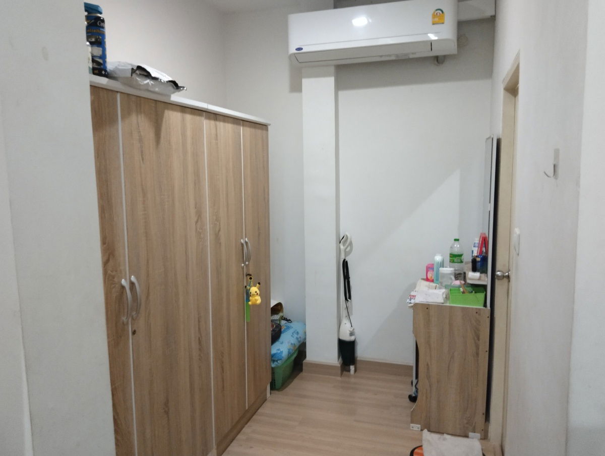 รูป UK01-329 บ้านเช่าสวยพร้อมอยู่ ทริโอทาวน์ ศรีราชา ใกล้ J-Park ศรีราชา: 3 ห้องนอน จอดรถได้ 2 คัน เพียง 17,000 บาท/เดือน พร้อมเฟอร์ครบ เข้าอยู่ได้ทันที! - รูปที่ 15/19