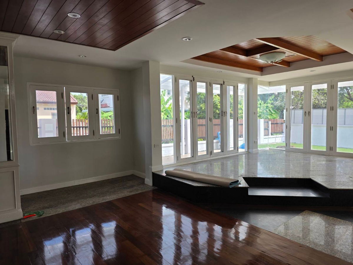 picture 2-storey detached house for sale, Flora Ville Village, Suwinthawong Road, Nong Chok, near 7-Eleven, area 171 sq m, 4 bedrooms - 3/11