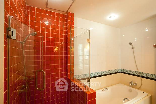 picture 2-BR Condo at Citi Smart Sukhumvit 18 near BTS Asok (ID 884338) - 18/24