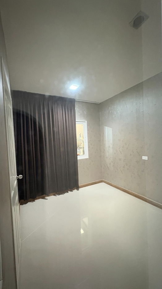 รูป ขายบ้านทาวน์โฮมหมู่บ้านโกลเด้นทาวน์งามวงศ์วานประชาชื่นซอยงามวงศ์วานหกแยก 21 ซอย 6 - รูปที่ 2/14