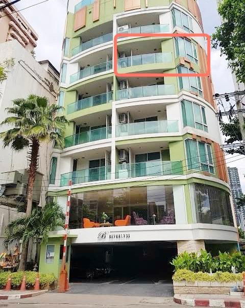 picture For sale: Beverly 33, 1 bedroom, corner unit, 6th floor, size 50 sqm., newly renovated, 300 m from BTS Phrom Phong. - 12/12