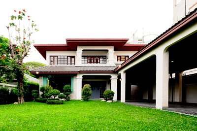 Houses for sale : For Sale House New Renovate  New Renvate Sukhumvit 101 (BTS Punnawithi) 