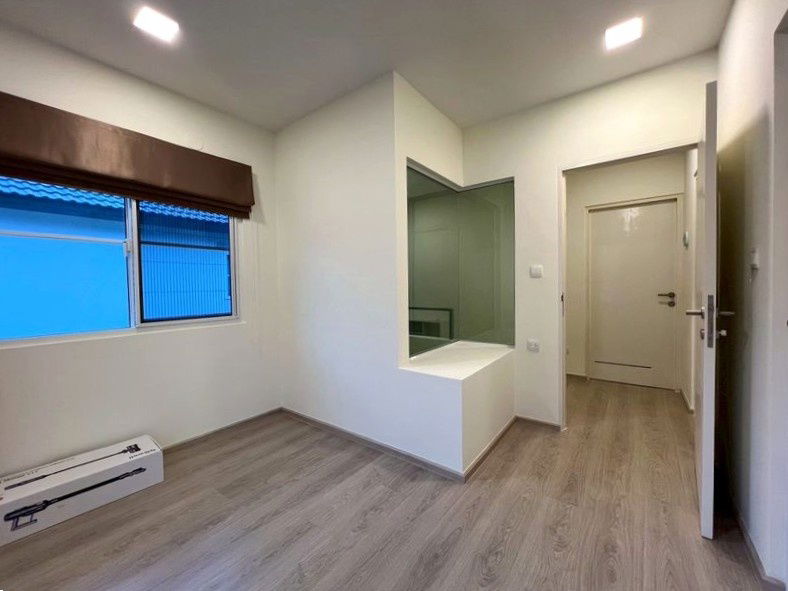 picture For Rent! 2-Storey Detached House in Prime Bangna Location | Villaggio 3 Srinakarin – Bangna - 6/12