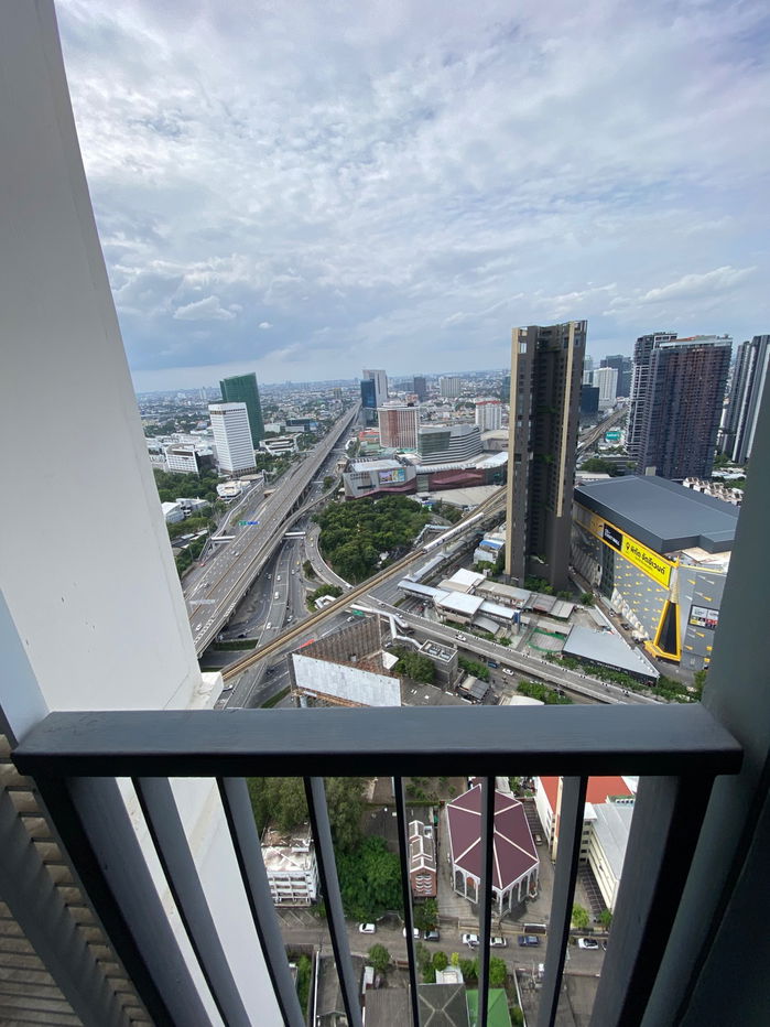 รูป P1118 ให้เช่าคอนโด The Saint Residences (เดอะ เซนต์ เรสซิเดนซ์) ใกล้MRTและBTSห้าแยกลาดพร้าว ห้องสวยใหม่ เฟอร์ครบ พร้อมเข้าอยู่ทันที - รูปที่ 19/19