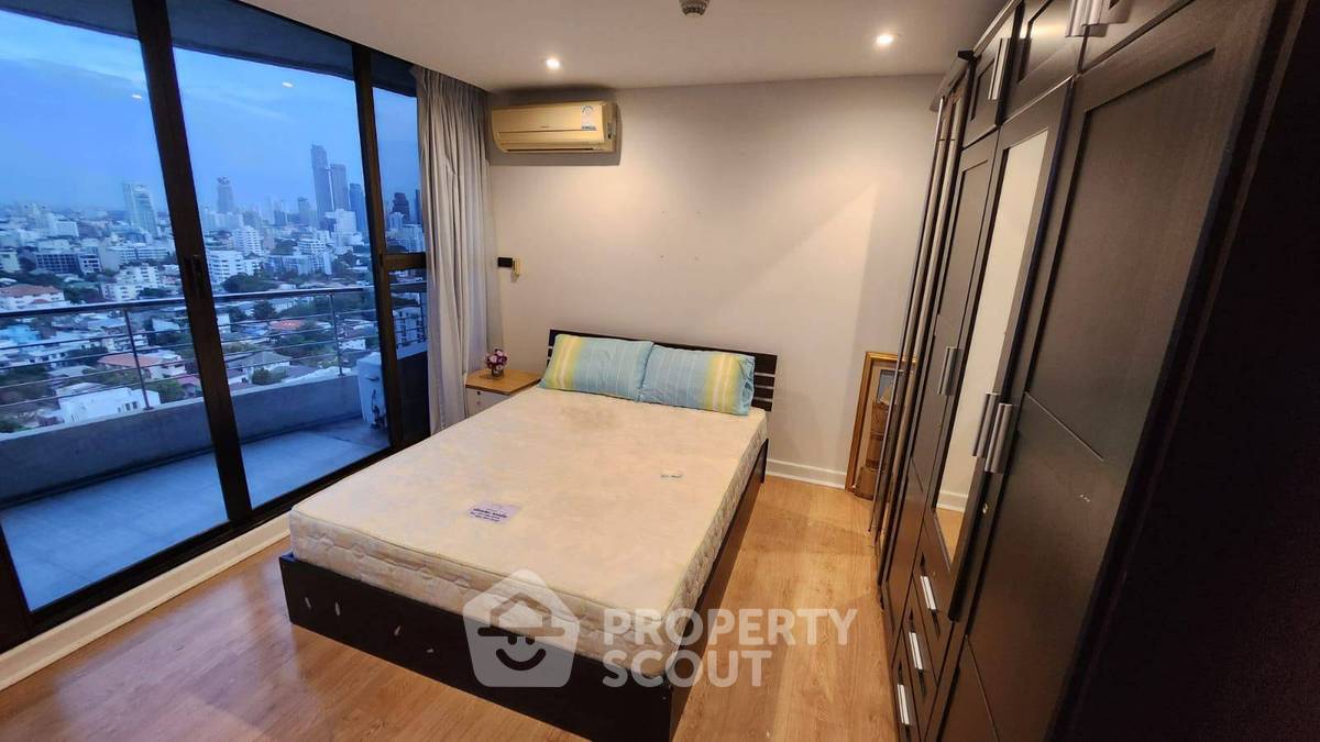รูป คอนโด 3-ห้องนอน ที่ ศุภาลัย เพลส สุขุมวิท 39 ใกล้ BTS พร้อมพงษ์ (ID 974624) - รูปที่ 2/6