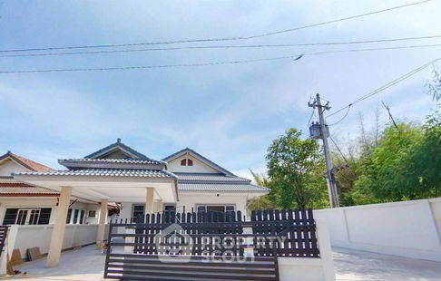 บ้าน 3-ห้องนอน ใน ชะอำ (ID 2229619)