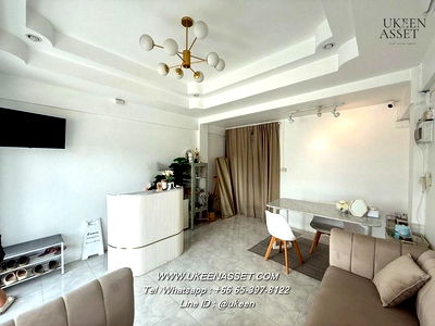 Townhouses for sale : UK01-316 UK01-316 Townhouse for sale, 3 and a half floors, next to Khao Lam Road, Bang Saen exit, great location! Selling for only 5.5 million baht.