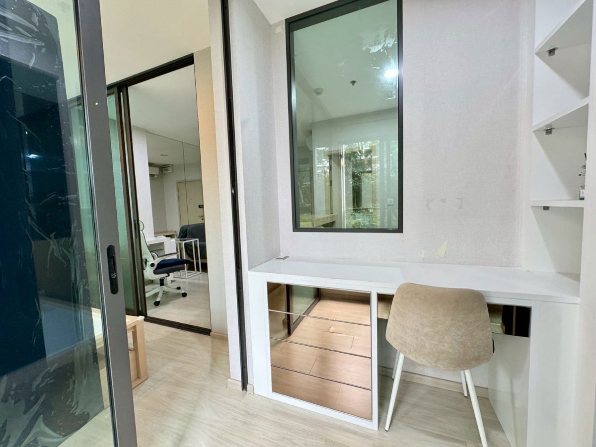 picture For Sale: Life Pinklao Condominium 1 Bedroom | 35.08 sq.m. | 5th Floor Excellent Condition – Never R'ented Out Fully Furnished with Appliances - 15/24