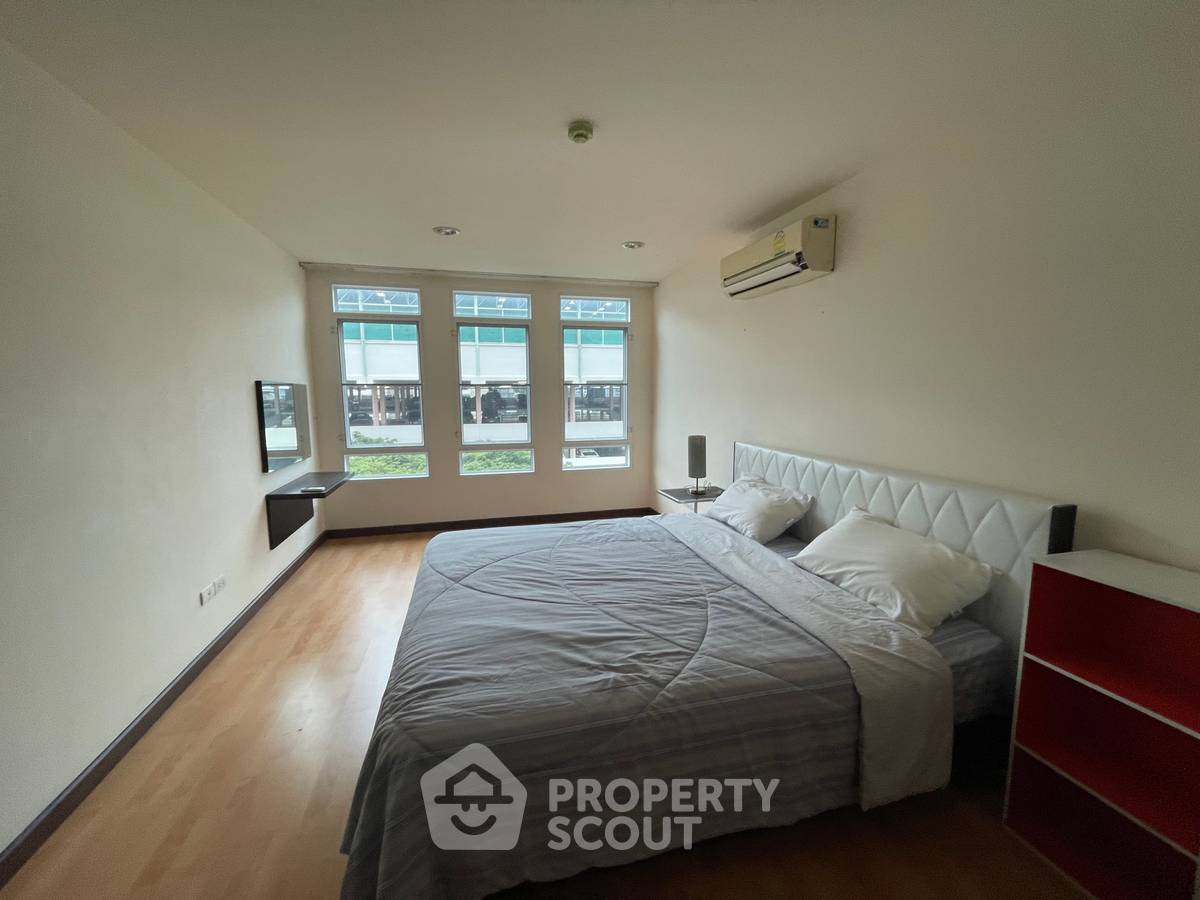 picture 2-BR Condo at The Amethyst Sukhumvit 39 near BTS Phrom Phong (ID 1442511) - 3/4