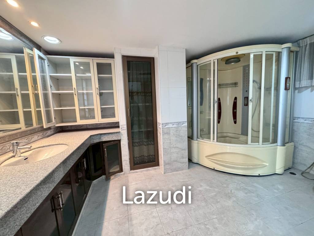 picture 4 Bed 5 Bath 425 SQ.M Prestige Towers - 13/28