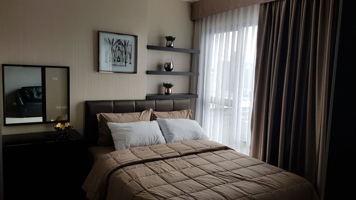 picture For rent !!!  Rhythm Asoke1  ** 29K. per month **  42 sq.m. 2Beds 1Bath  27th Floor - 3/4