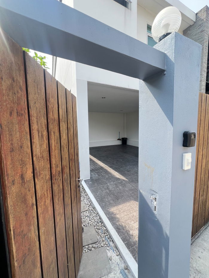 รูป ขาย บ้านเดี่ยว พร้อมสระว่ายน้ำส่วนตัว!! หมู่บ้าน ธารารมณ์ ไพรเวท เรสซิเดนซ์ รามคำแหง 9 - รูปที่ 36/37